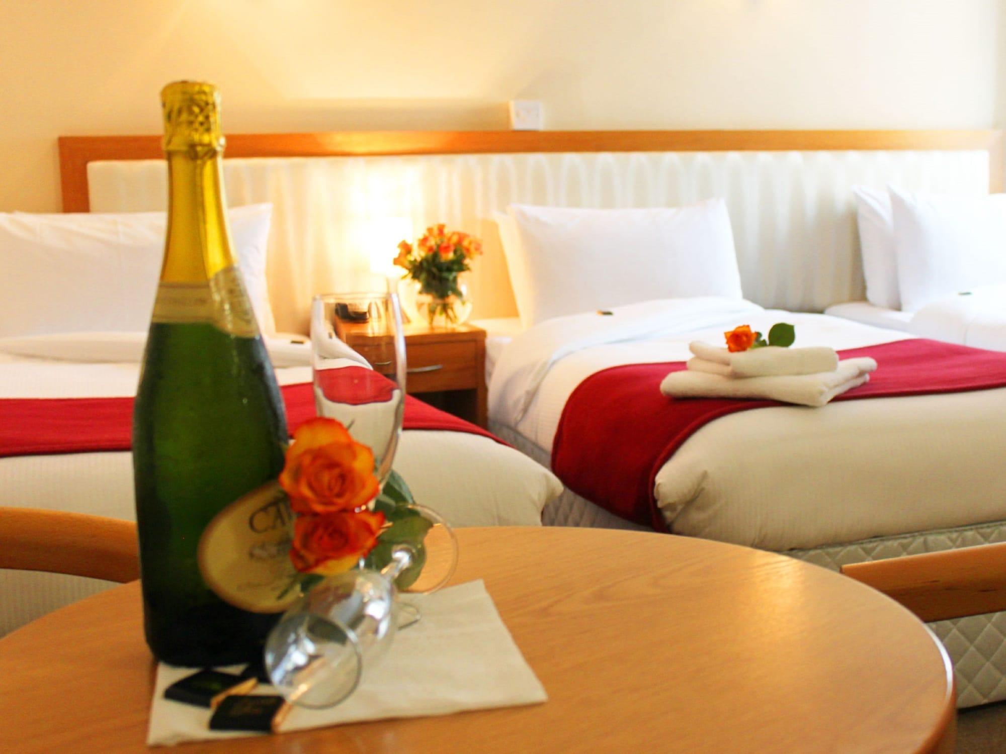 The Pier Hotel Limerick Junction Dış mekan fotoğraf