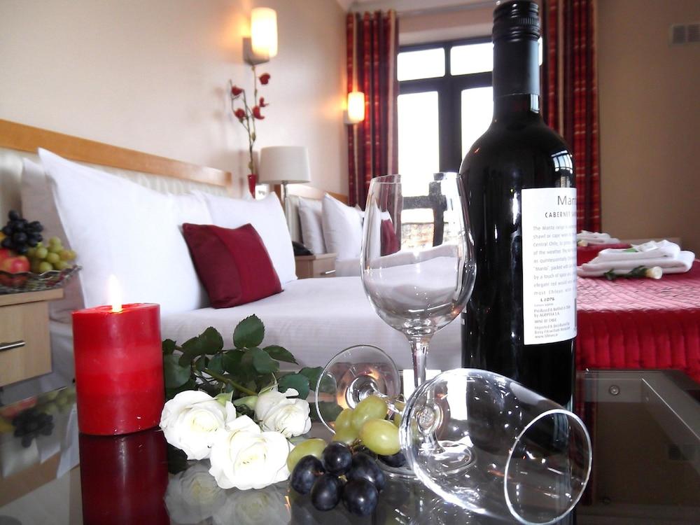 The Pier Hotel Limerick Junction Dış mekan fotoğraf